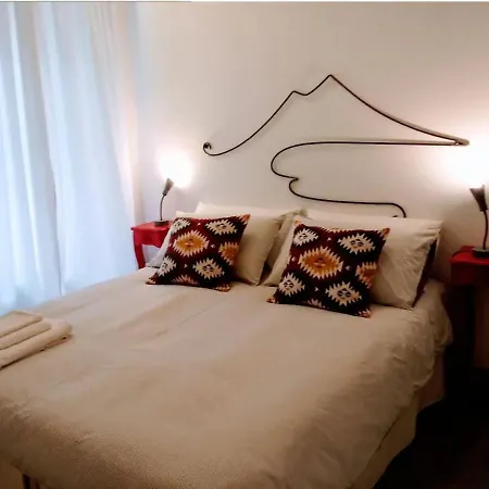 Vesuvius A Mezzocannone Apartment